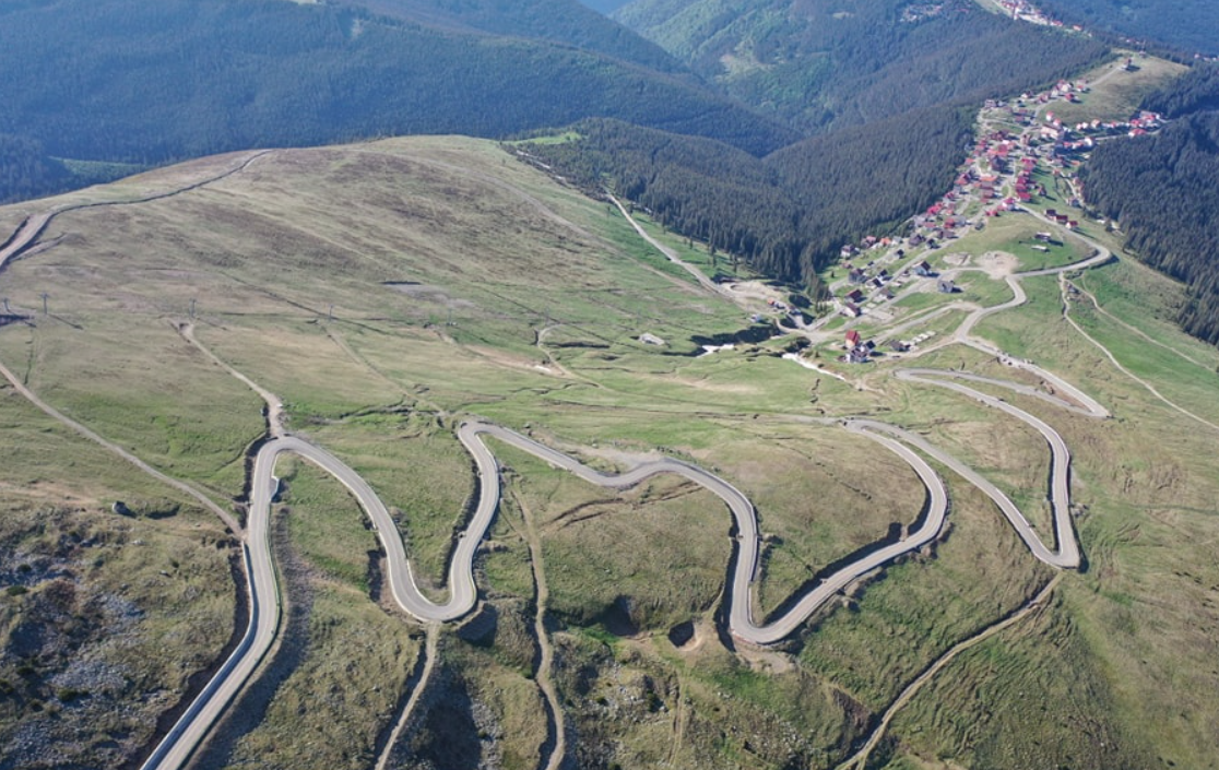 Demersuri pentru modernizarea Transalpinei. Circulația rutieră ar putea fi deschisă o perioadă mai mare de timp.|Foto: Cristian Pistol - Facebook