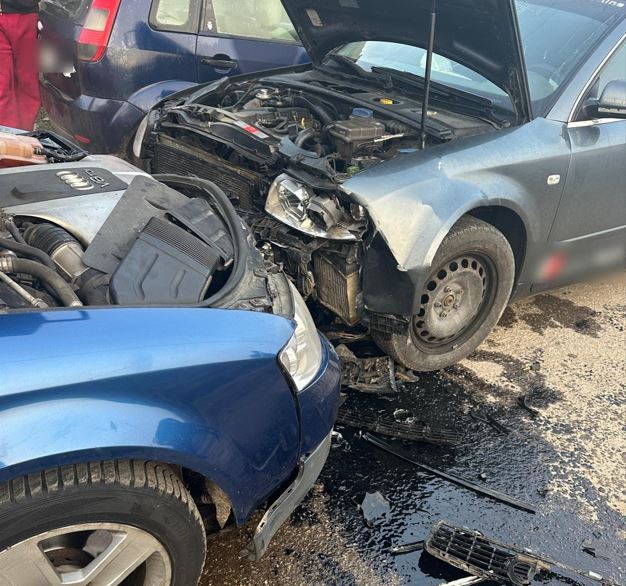 Trei persoane rănite, printre care și un copil de 7 ani, în urma unui accident rutier în Ceanu Mare|Foto: ISU Cluj