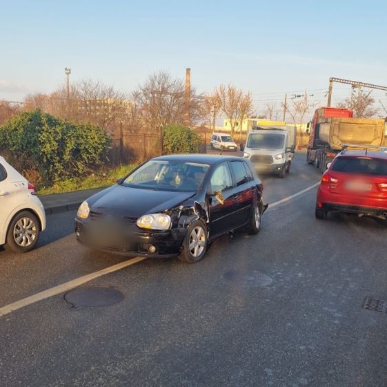 Accident rutier pe Calea Dezmirului în urma unei depășiri neregulamentare. Șoferul era băut.|Foto: IPJ Cluj