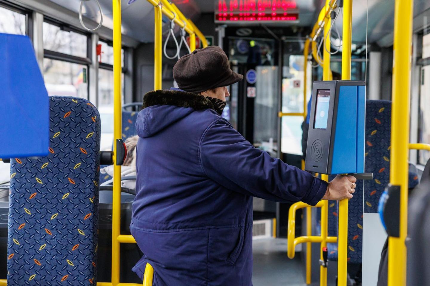 Mai mulți pensionari din Cluj-Napoca vor beneficia de transport în comun gratuit | Foto: Emil Boc - Facebook