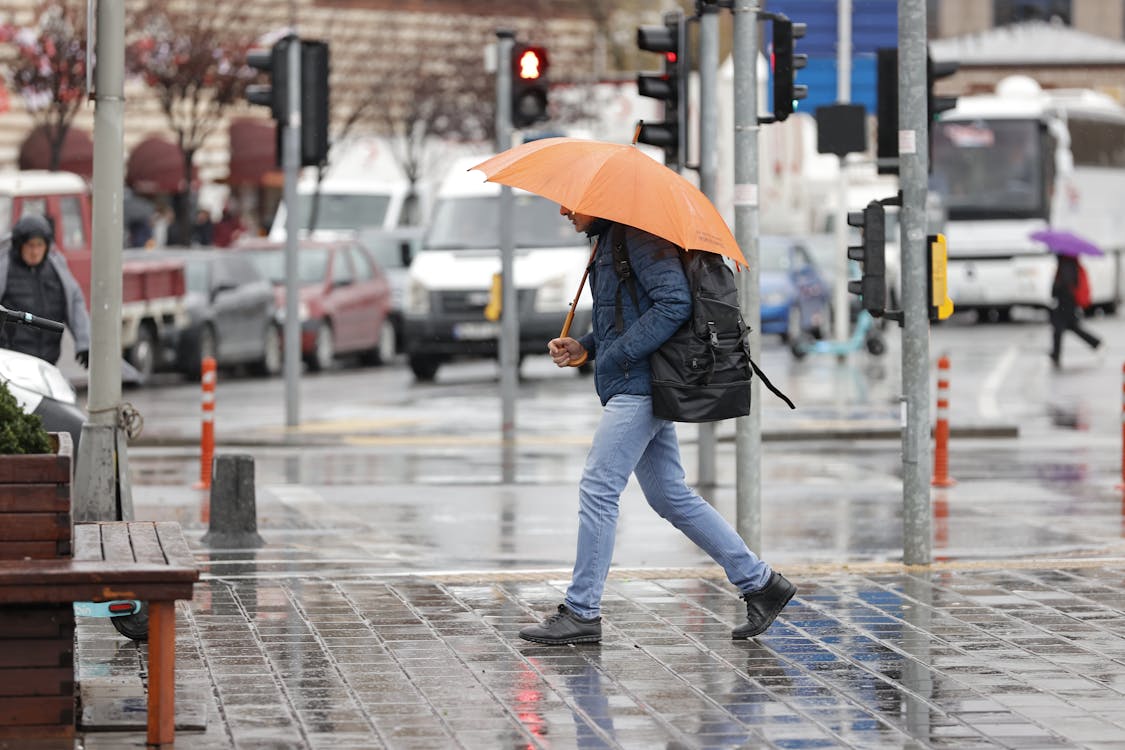 Vânt puternic în toată țara, precipitații la Cluj.| FOTO - Pexels