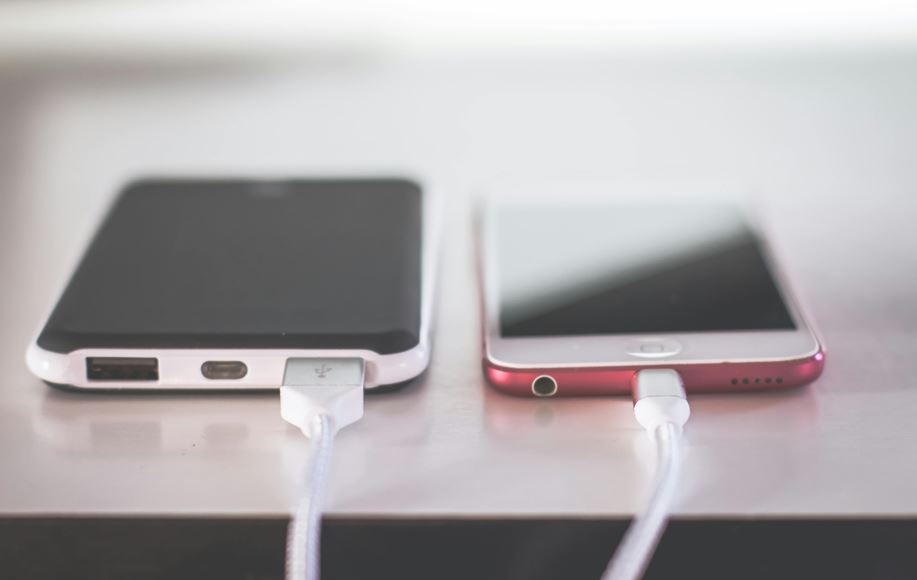 Încărcător universal pentru toate dispozitivele: USB-C, obligatoriu în UE|Foto: pexels.com