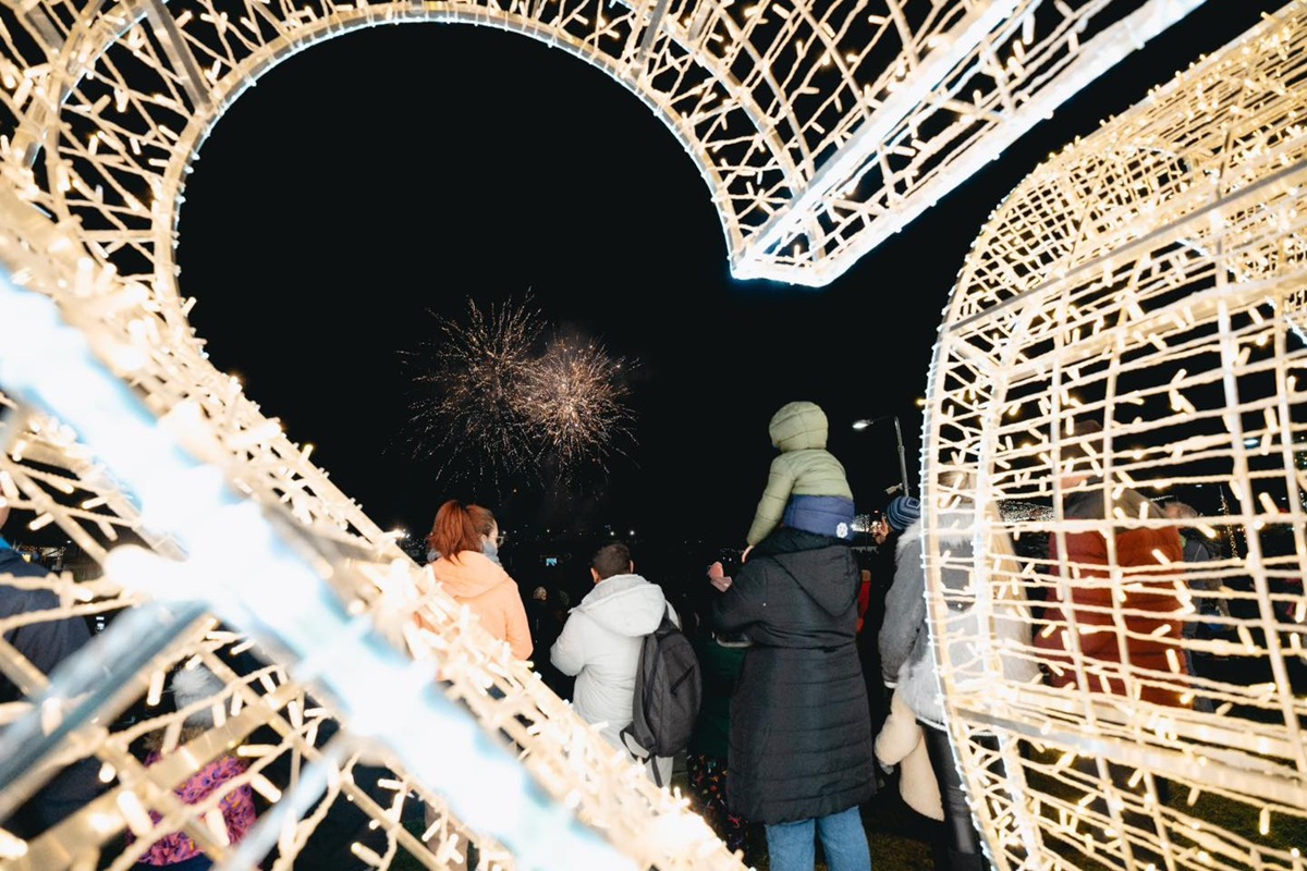 Floreștiul organizează cel mai mare spectacol de artificii din județul Cluj în noaptea de Revelion. Foto: Primăria Comunei Florești / Facebook