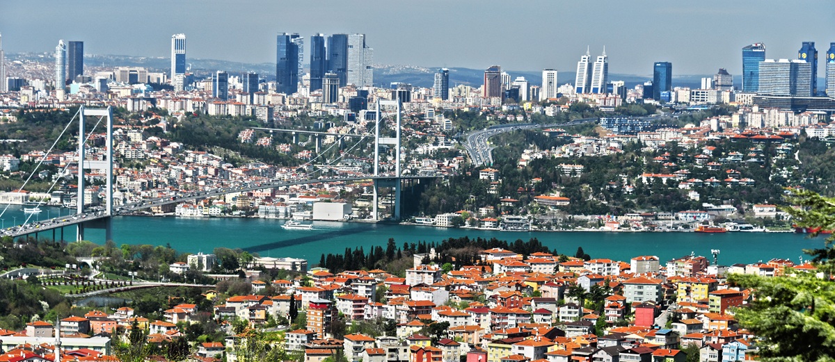 Istanbul a devenit cel mai aglomerat oraș din lume în 2024. Șoferii pierd în medie 105 ore blocați în trafic. Foto: depositphotos.com