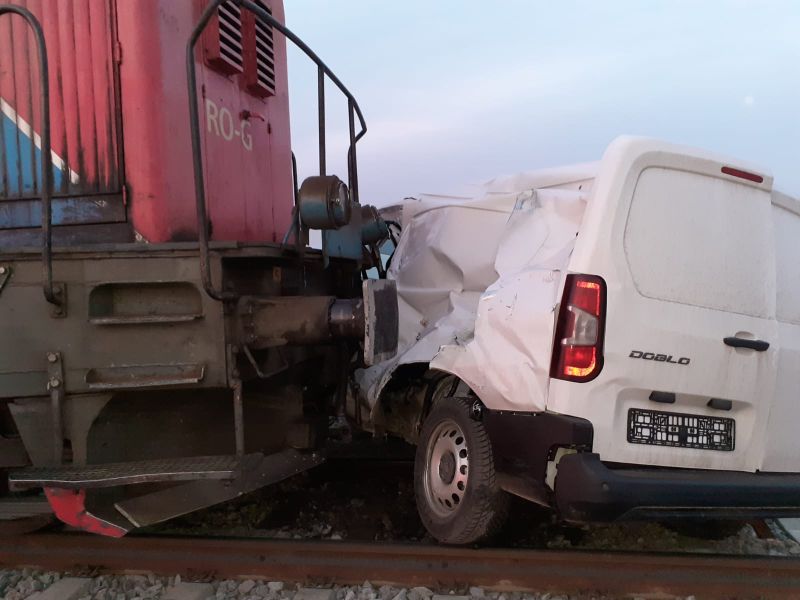 Un grav accident s-a produs în dimineaţa de miercuri, 15 ianuarie în judeţul Cluj| Foto: ISU Cluj