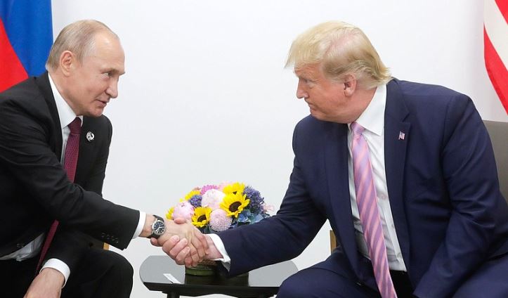 Trump susține că a vorbit cu Putin despre o încetare a războiului din Ucraina. Ambasada SUA la București cere Kievului „concesii” |Foto: kremlin.ru