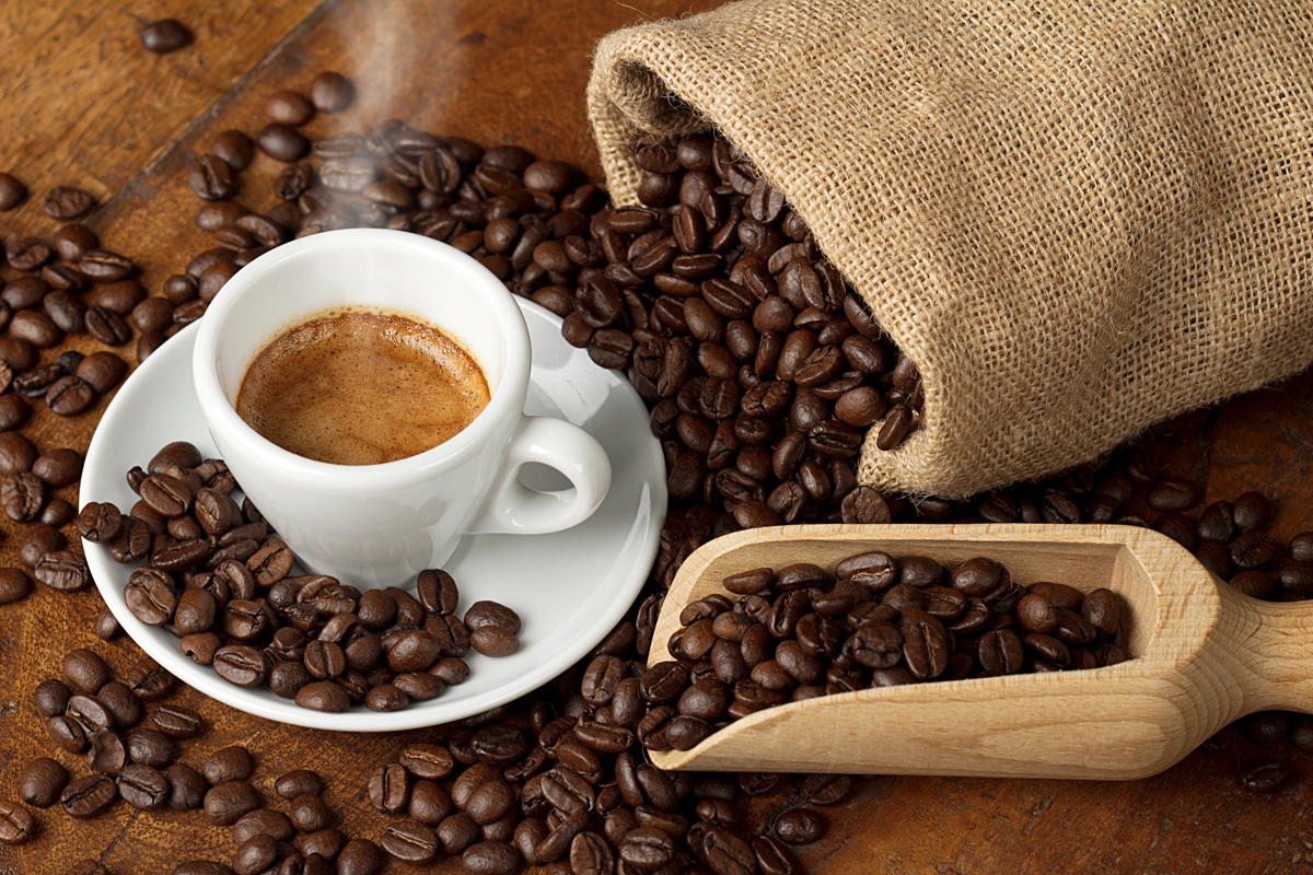 Prețul cafelei arabica a atins un nou record pentru a 13-a zi consecutiv și a ajuns la 4,18 dolari pe livră, din cauza secetei din Brazilia. Foto: depositphotos.com