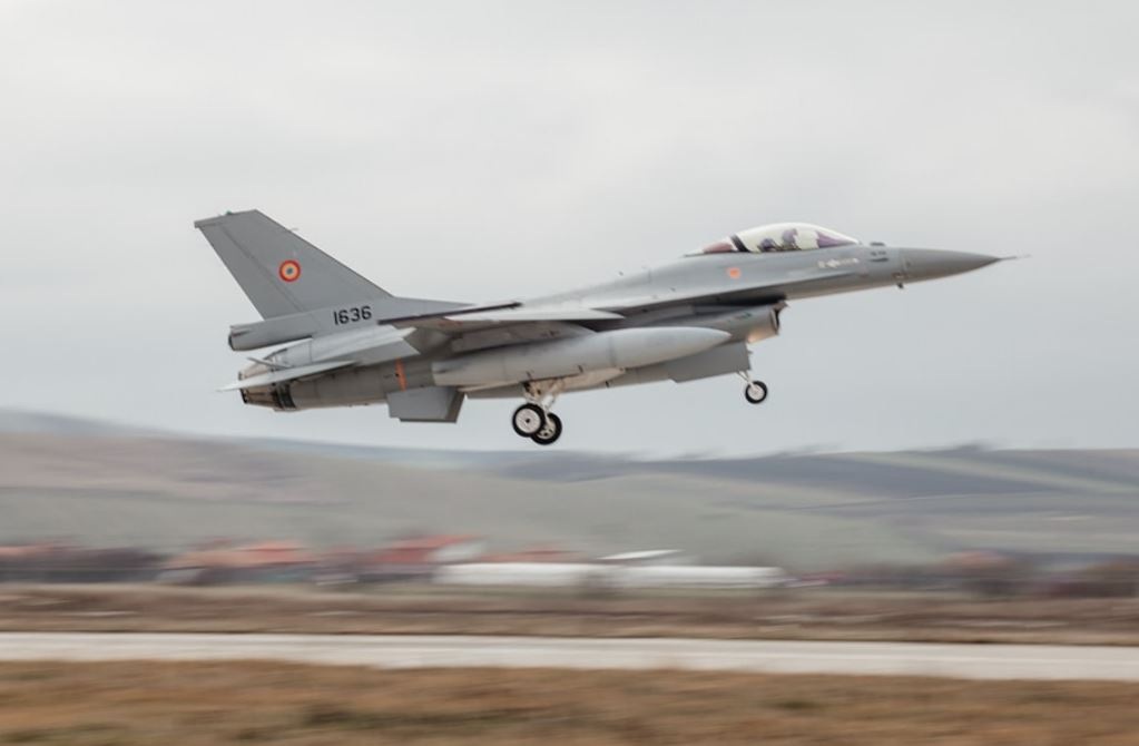 O dronă rusă a intrat un kilometru în România, iar avioanele F-16 și Eurofighter au decolat pentru supraveghere. Foto:Baza 71 Aeriană „General Emanoil Ionescu” - Facebook