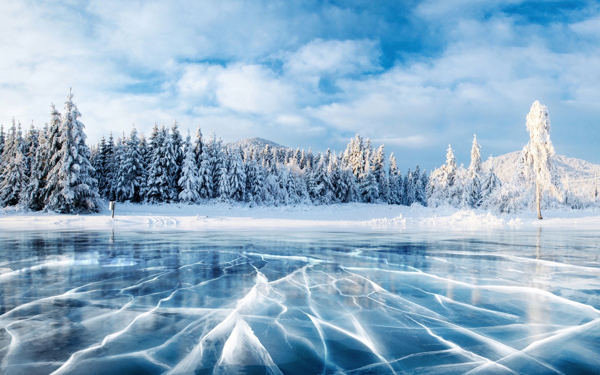 Vreme severă în România cu viscol, ninsori abundente și temperaturi de până la -16 grade până marți. Foto: depositphotos.com