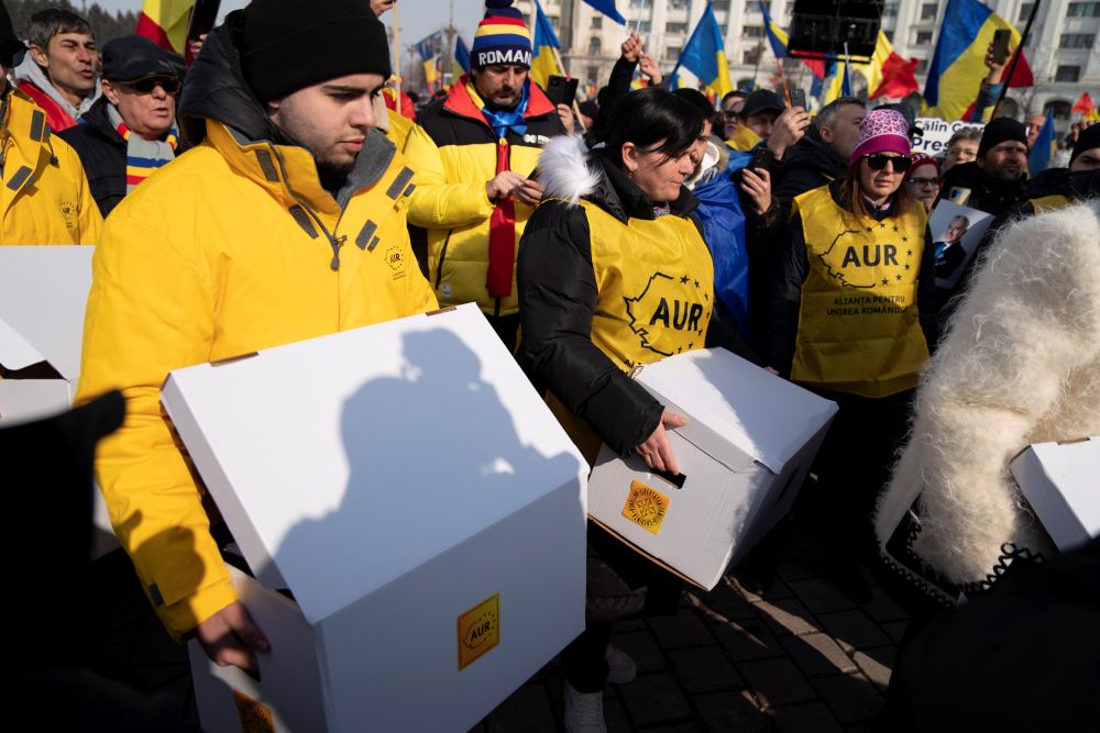 AUR ar fi strâns peste 200.000 de semnături pentru candidatura lui Călin Georgescu| Foto: Inquam Photos / Tudor Pană