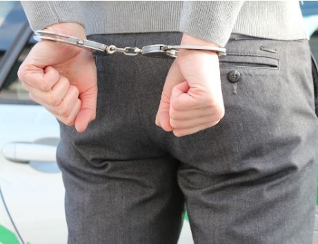 Un profesor, președinte al unei secții de votare, reținut de polițiști pentru racolarea minorilor în scopuri sexuale| Foto: pixabay.com