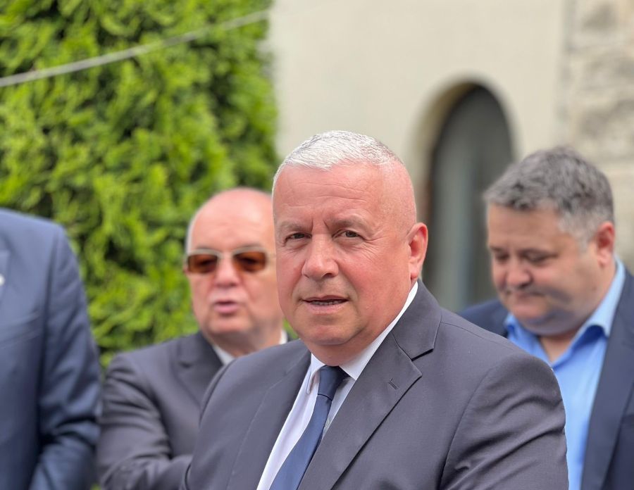 Daniel Buda, președintele PNL Cluj, după ieșirea de la urne: „Am votat pentru singurul preşedinte care poate să reprezinte România la Bruxelles”| Foto: Daniel Buda - Facebook