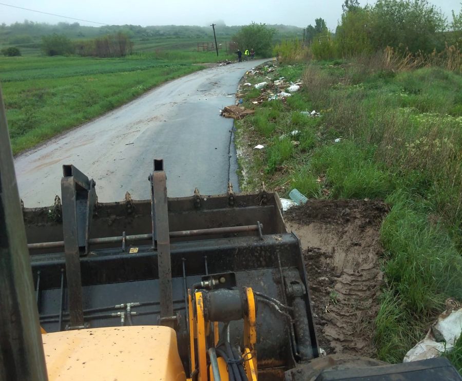 Intervenţii în regim de urgenţă pe sectorul de drum județean Ceanu Mic – Aiton| Foto: Consiliul Județean Cluj