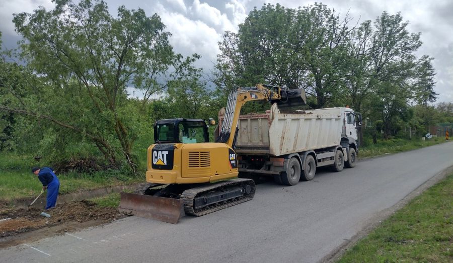 Consiliul Județean Cluj a demarat lucrări de întreținere pe o rută alternativă spre Cheile Turzii| Foto: CJ Cluj