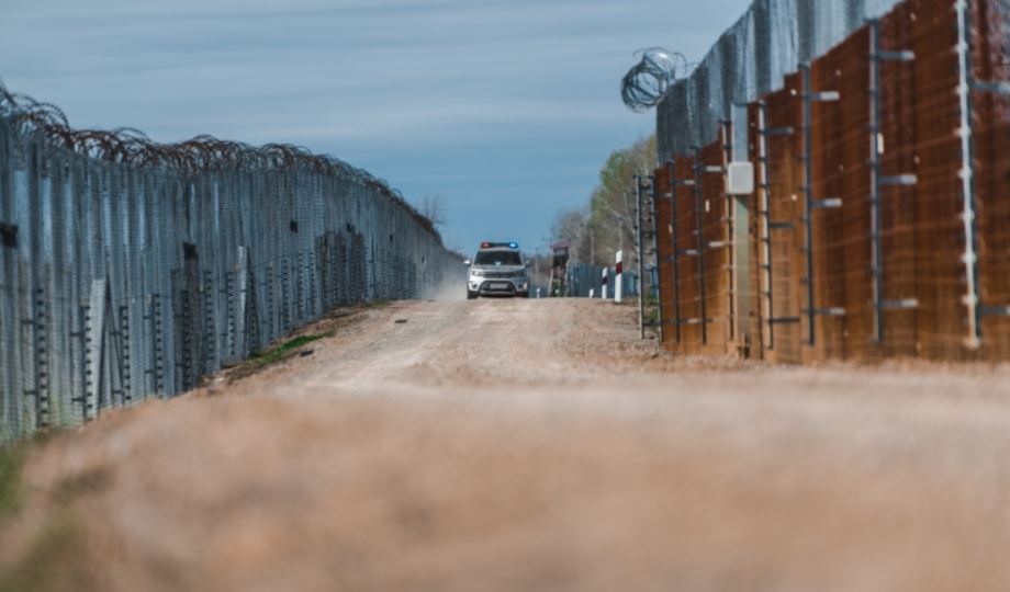 Ungaria, trimisă de Comisia Europeană în faţa Curţii de Justiţie a UE pentru nerespectarea obligațiilor privind combaterea intrării ilegale a migranţilor|Foto: police.hu