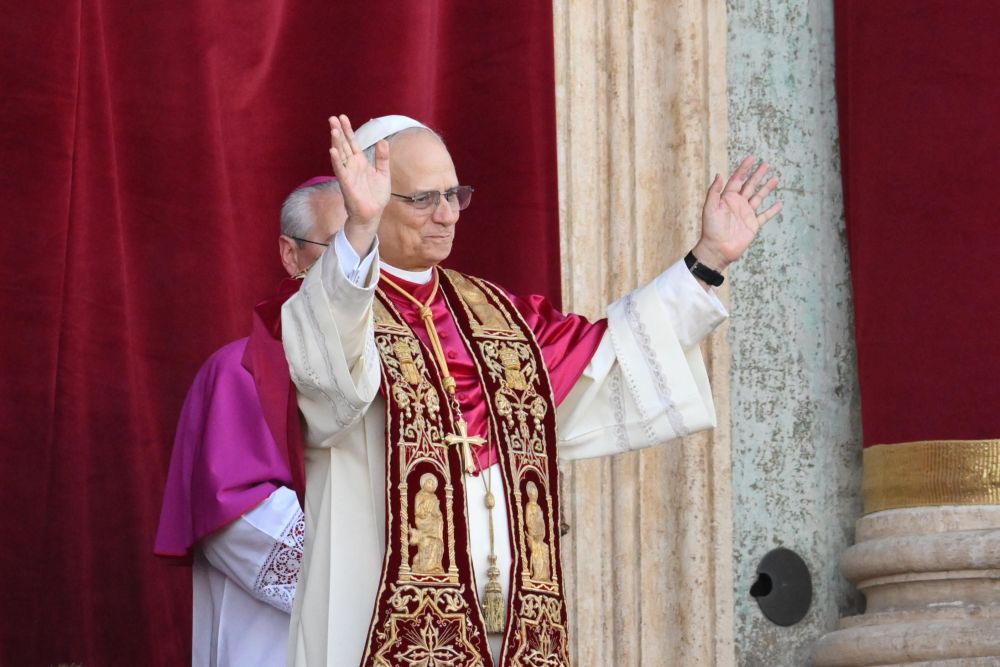 Noul Papă este cardinalul american Robert Francis Prevost, care a ales numele pontifical de Leon al XIV-lea| Foto: ALESSANDRO DI MEO - EPA – Agerpres.ro