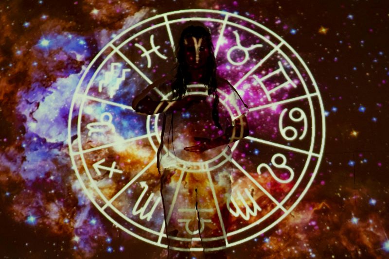 Horoscop 18 Mai. Ce spun astrele pentru fiecare zodie | Foto: pexels.com