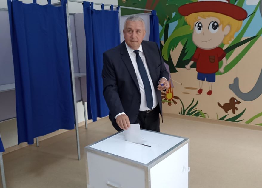 Daniel Buda: „Am votat pentru menținerea parcursului european al României”|Foto: monitorulcj.ro