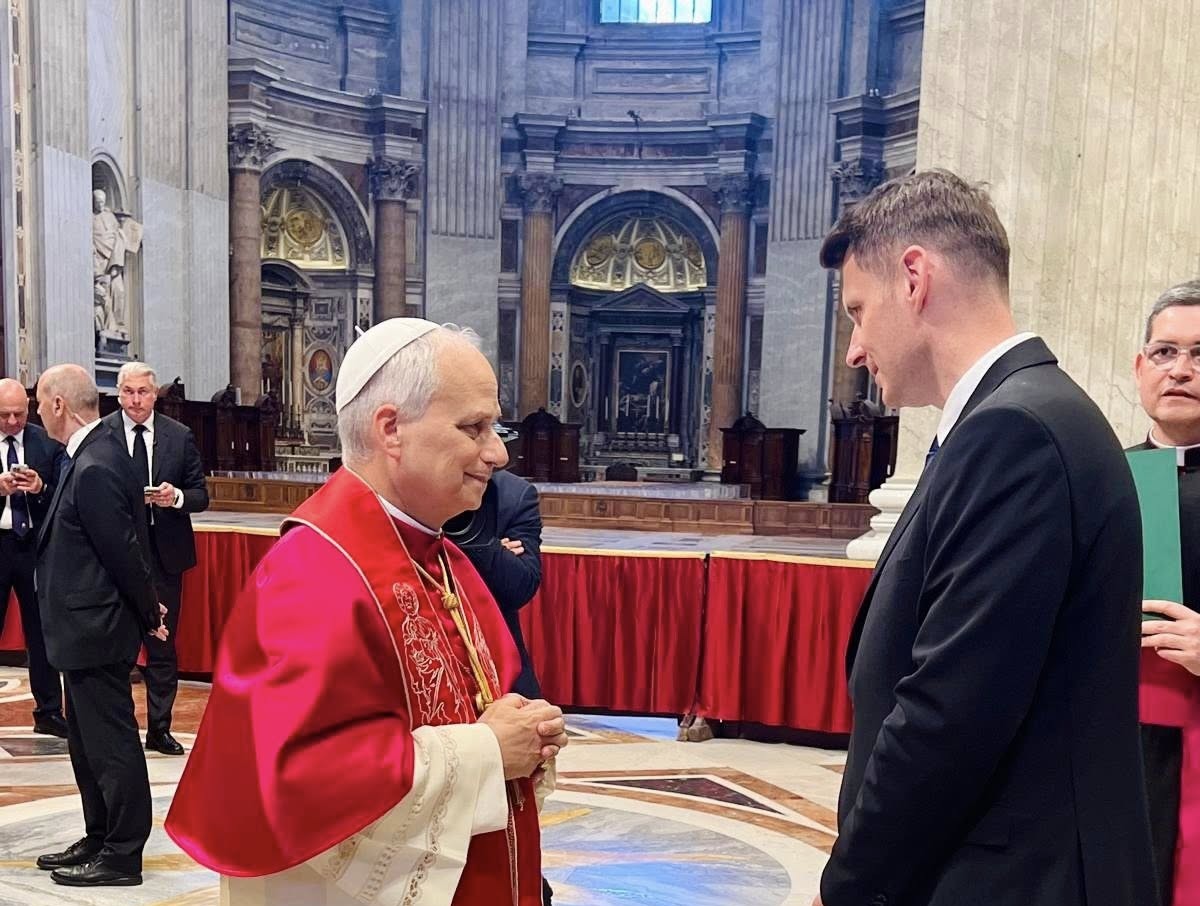 Clujeanul Mircea Abrudean, întrevedere la Vatican cu Papa Leon al XIV-lea: „Am trăit, în Piața Sfântul Petru din Vatican, momente de profundă spiritualitate”| Foto: Abrudean Mircea - Facebook