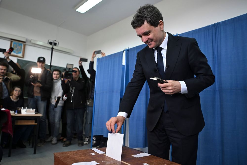 Rezultate provizorii diaspora. Nicușor Dan - 82,93%; George Simion - 17,07%| Foto: Inquam Photos / Alex Nicodim