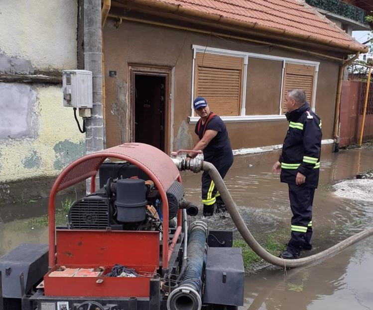 Pompierii clujeni, sprijin pentru județele din estul țării vizate de avertizare meteo Cod portocaliu de vreme rea|Foto: dsu.mai.gov.ro