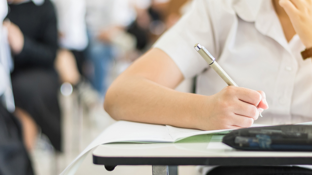 Începe Evaluarea Națională la clasa a VI-a. Marți, proba la Limbă și comunicare | Foto: Depositphotos.com
