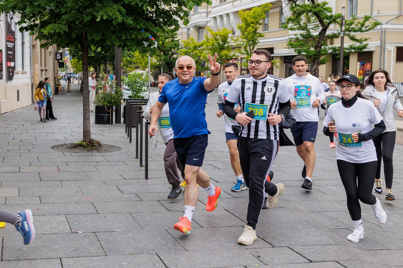 Emil Boc, primarul municipiului Cluj-Napoca, a participat sâmbătă, 31 mai, la cea de-a doua ediție a Crosului Inimilor Mari | Foto: Emil Boc- Facebook