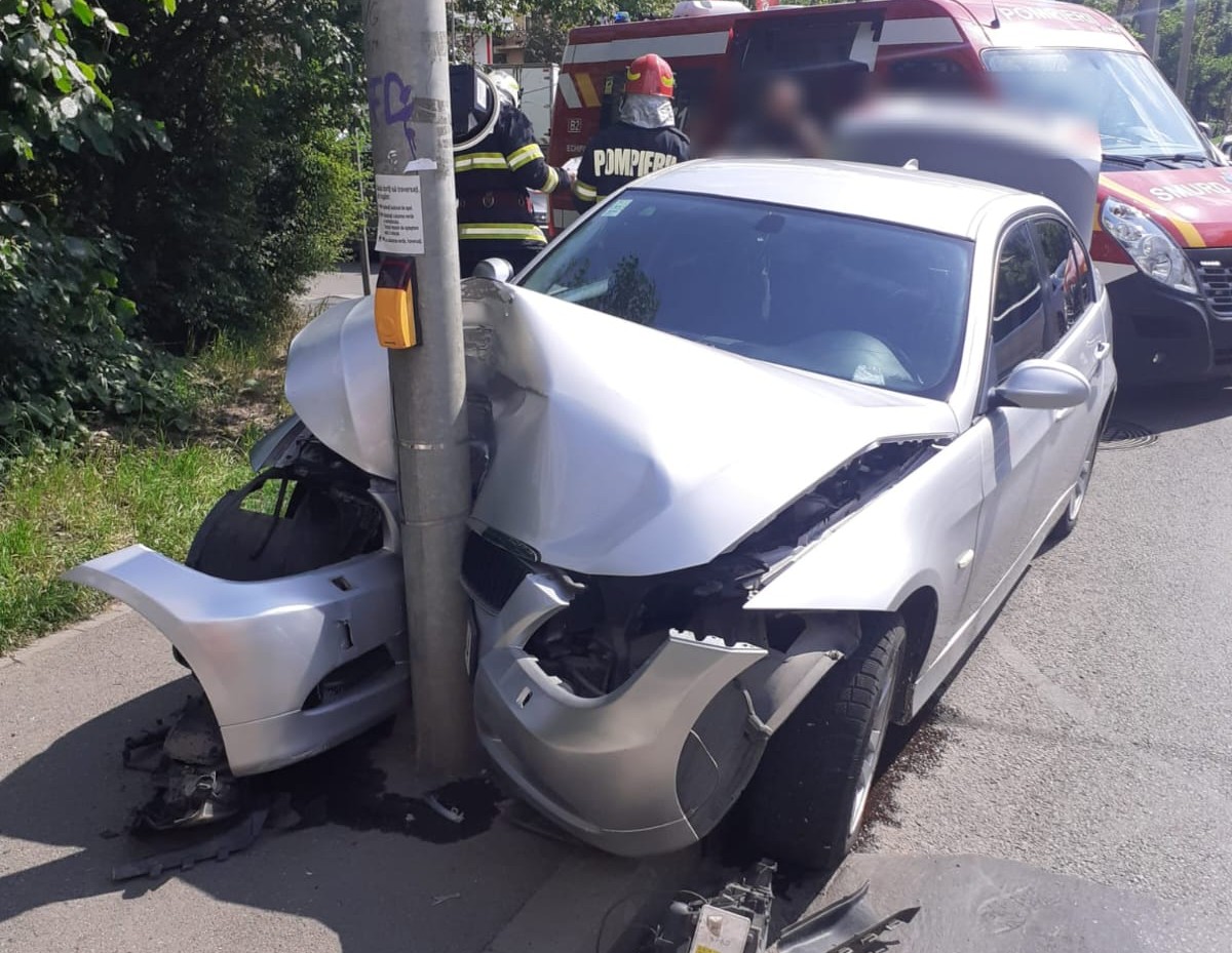 Accident pe strada Plopilor din Cluj-Napoca | Foto: ISU Cluj