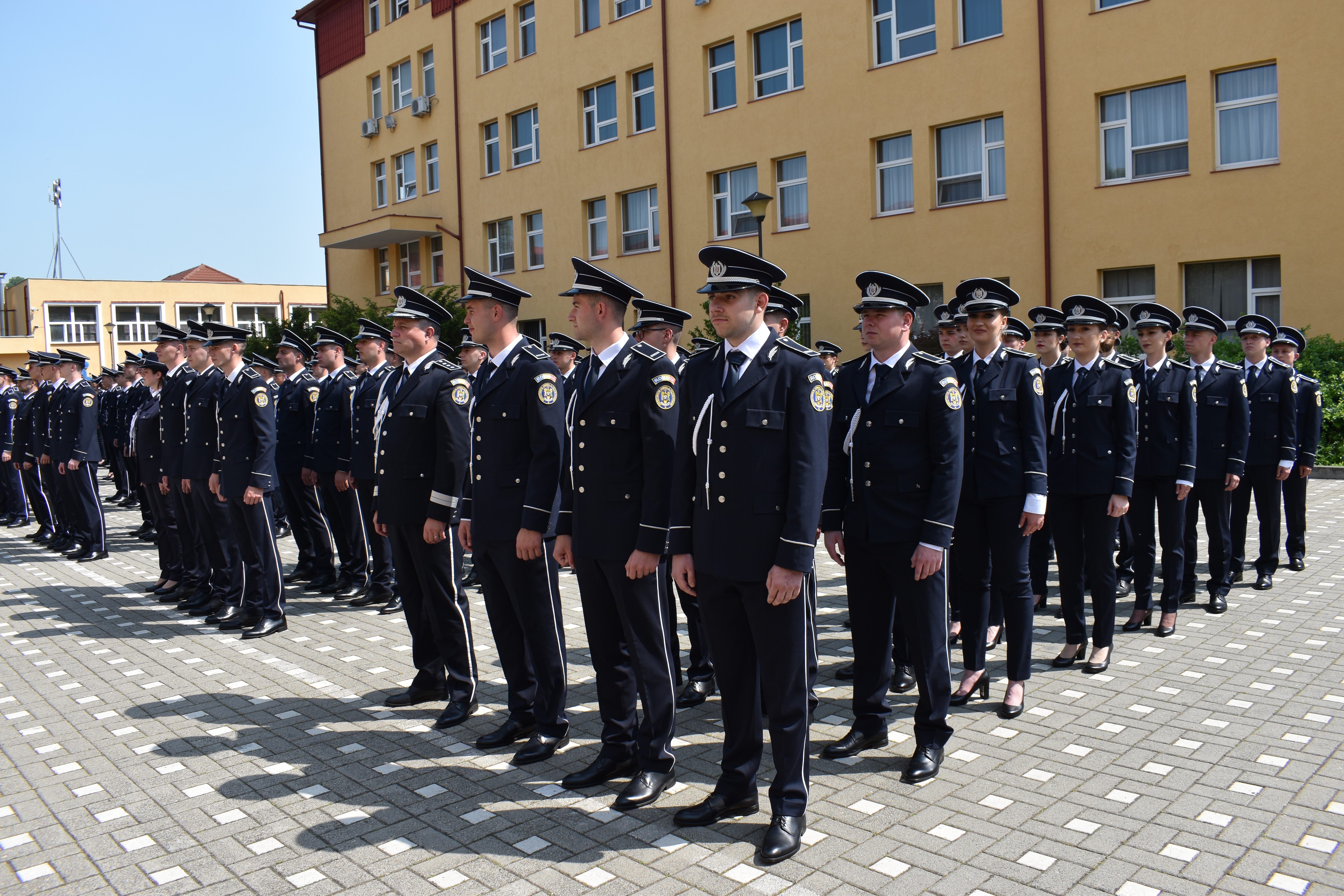 288 de noi agenți de poliție de la Școala „Septimiu Mureșan” din Cluj au depus jurământul | Foto: Școala de Poliție Cluj