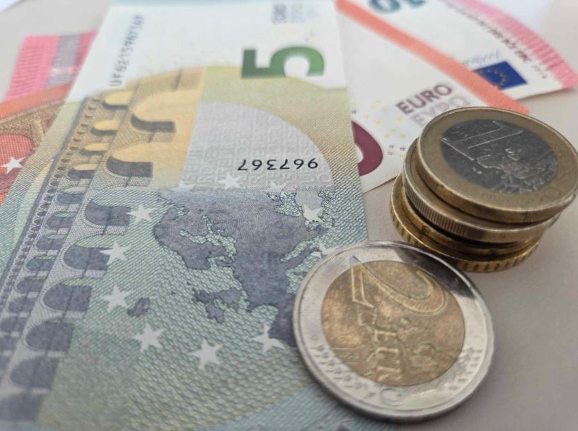 Banca Mondială a revizuit în scădere previziunile privind evoluția economiei României în 2025 și 2026|Foto: monitorulcj.ro