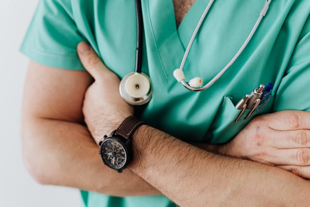 Mita în spitale, județ cu județ. Ce arată cele mai recente date ale „Hărții Șpăgii” | Foto: pexels.com
