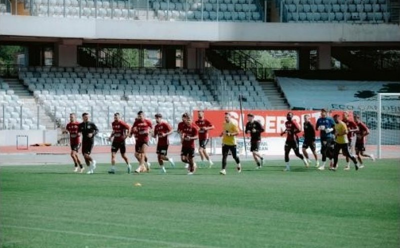 „U” Cluj a demarat pregătirile pentru stagiunea 2025-2026, cea în care „studenții” revin într-o competiție europeană după 53 de ani | Foto: FC Universitatea Cluj