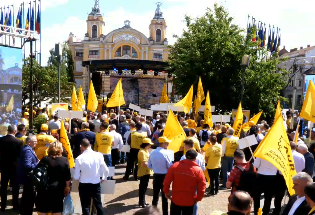 Surpriză pentru Simion. Majoritatea alegătorilor AUR susțin creșterea cheltuielilor de apărare | Foto: Alianţa pentru Unirea Românilor Cluj - Facebook