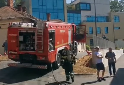 Incendiu la Spitalul de Psihiatrie din Cluj. Pompierii au intervenit și 20 de persoane au fost evacuate| Foto: ISU Cluj