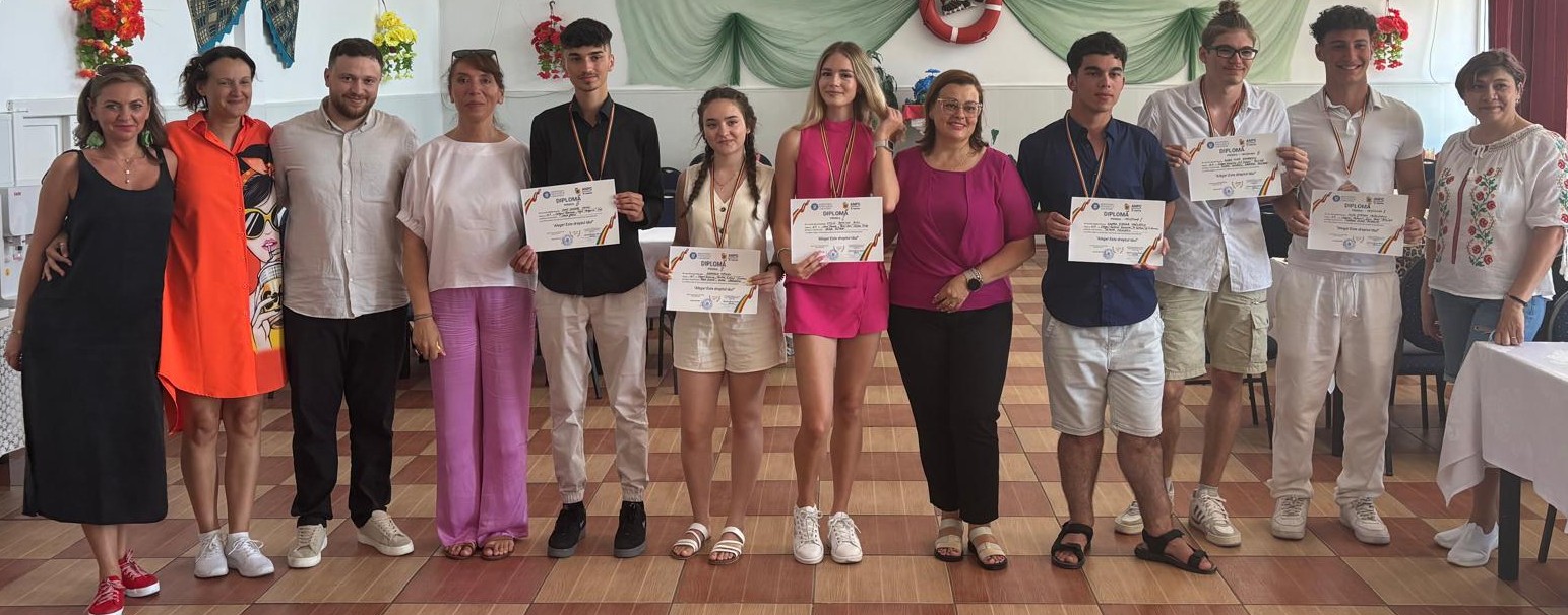 Tineri informați, județ premiat! Clujul cucerește concursul național „Alege! Este dreptul tău!”| Foto: Amalia Gurzău - Facebook