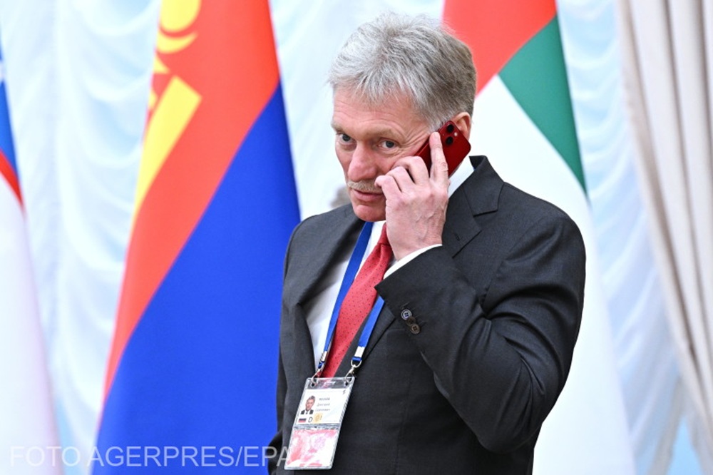 Foto: Purtătorul de cuvânt al Kremlinului, Dmitri Peskov, la summitul Uniunii Economice Eurasiatice din Minsk, Belarus, pe 27 iunie 2025. / Kremlinul susține că noile sancțiuni europene vor afecta mai mult Europa decât Rusia / EPA / Agerpres