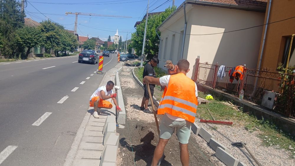 Investiții în infrastructura rutieră pe DJ 109A, la Chinteni. Alin Tișe, președintele CJ Cluj: „Deservește o zonă metropolitană populată”| Foto: CJ Cluj