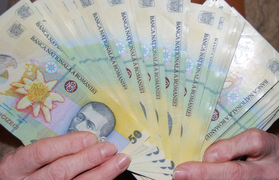 Plata pensiilor și a salariilor nu va fi blocată. Ministrul Finanțelor: „Nu se pune problema”|Foto: monitorulcj.ro