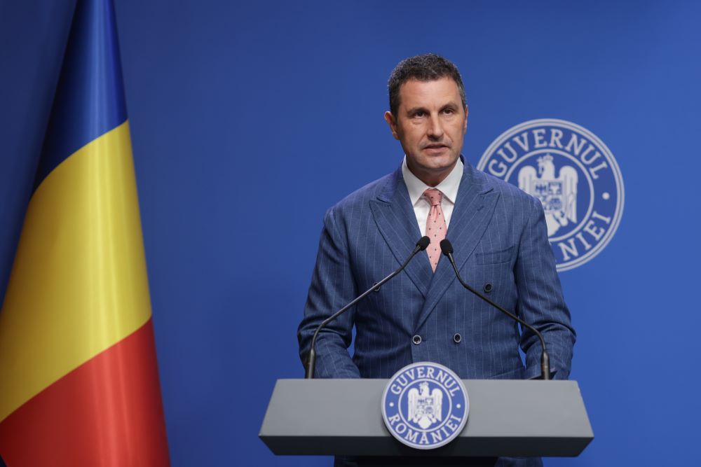 Vicepremierul Tánczos Barna a declarat joi că România se confruntă cu un deficit bugetar nesustenabil, de 9,3% din PIB, și că guvernul este obligat să ia măsuri urgente de corecție fiscală | Foto: Inquam Photos / George Călin