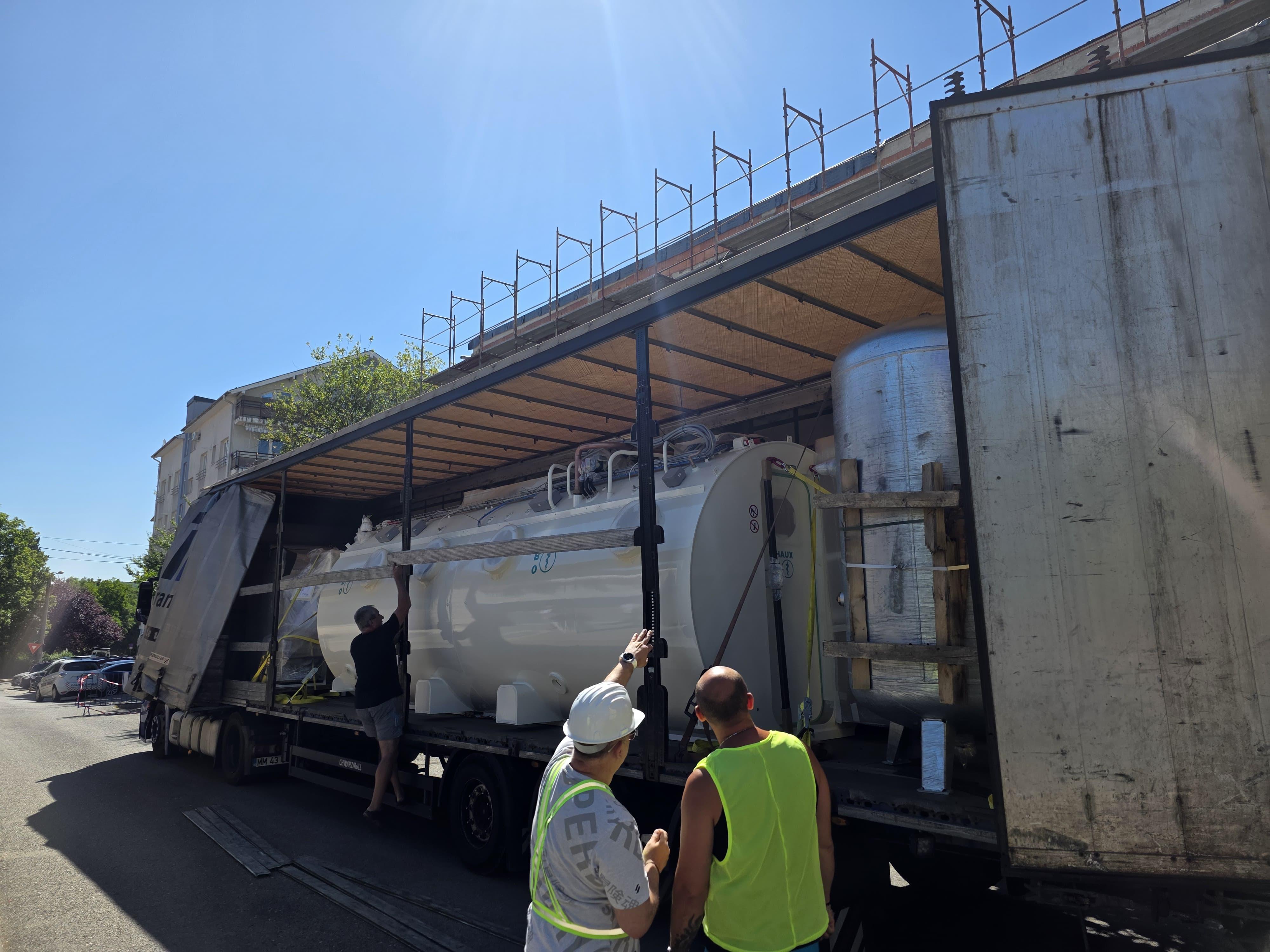 Prima cameră hiperbară din dotarea unui spital public din România a fost livrată la Spitalul de Recuperare din Cluj-Napoca | Foto: Consiliul Județean Cluj