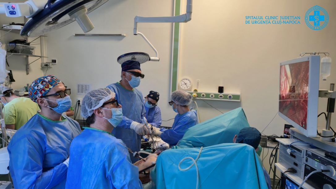 Intervenție chirurgicală complexă la Spitalul Județean de Urgență din Cluj: o șansă la o viață mai bună pentru o tânără cu endometrioză pelvină profundă|Foto: Spitalul Clinin Județean de Urgență Cluj