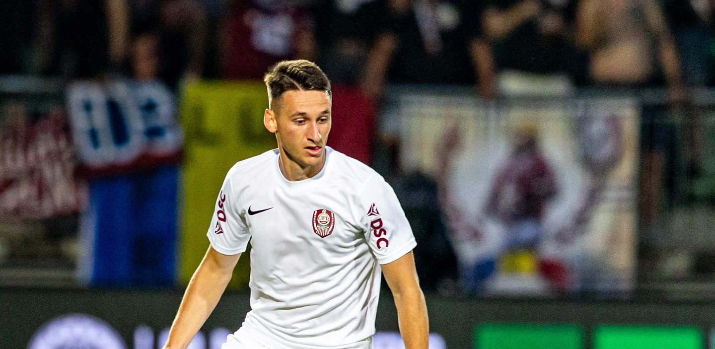 Alin Fică a fost folosit din primul minut în duelul cu Unirea Slobozia | Foto: CFR 1907 Cluj Facebook
