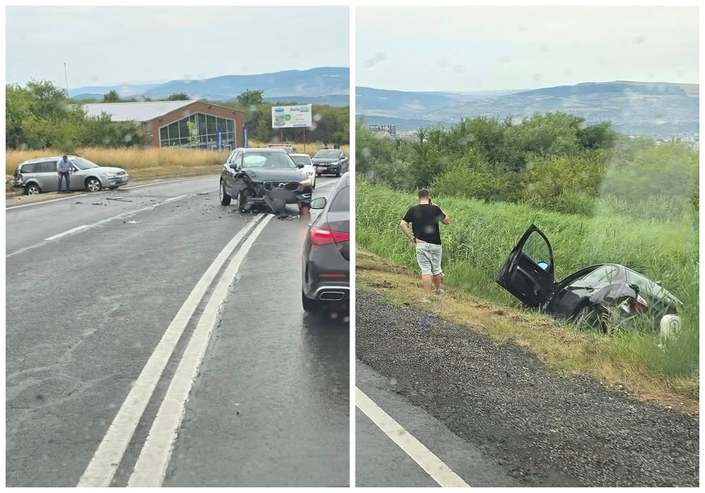 O mașină a ajuns în șanț în urma unui accident |Foto: Claudiu Olosutean - Info Trafic Cluj-Napoca