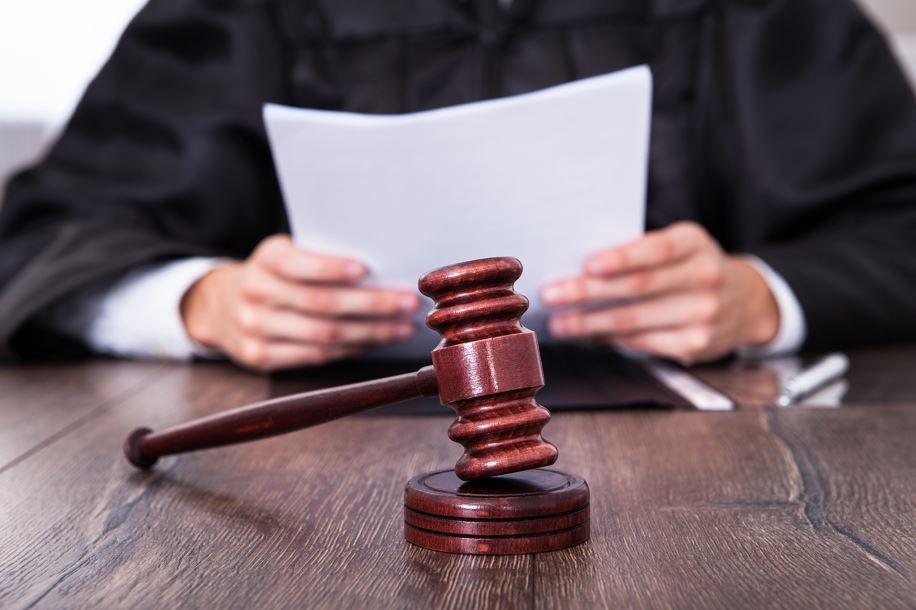 Magistrați cu dosare grele, forțați să se pensioneze după ce sunt trimiși să judece în civil|Foto: Depositphotos.com
