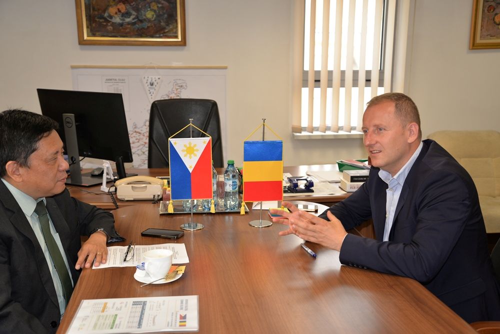 Ambasadorul Republicii Filipine la București, în vizită la Consiliul Județean Cluj. Radu Rațiu: „Am transmis mesajul nostru de sprijin total”| Foto: CJ Cluj