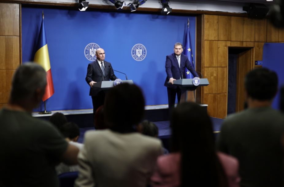 Bolojan anunță reforma administrației locale: „Numărul de angajați din primării și consilii județele va fi plafonat”.|Foto: gov.ro