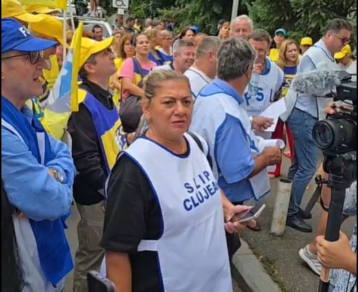 Protestul profesorilor împotriva măsurilor de austeritate în educație. Sindicaliștii clujeni cer demisia ministrului Daniel David.|Foto: Sindicatul Liber al Învățământului Preuniversitar Clujean-FSLI  - Facebook