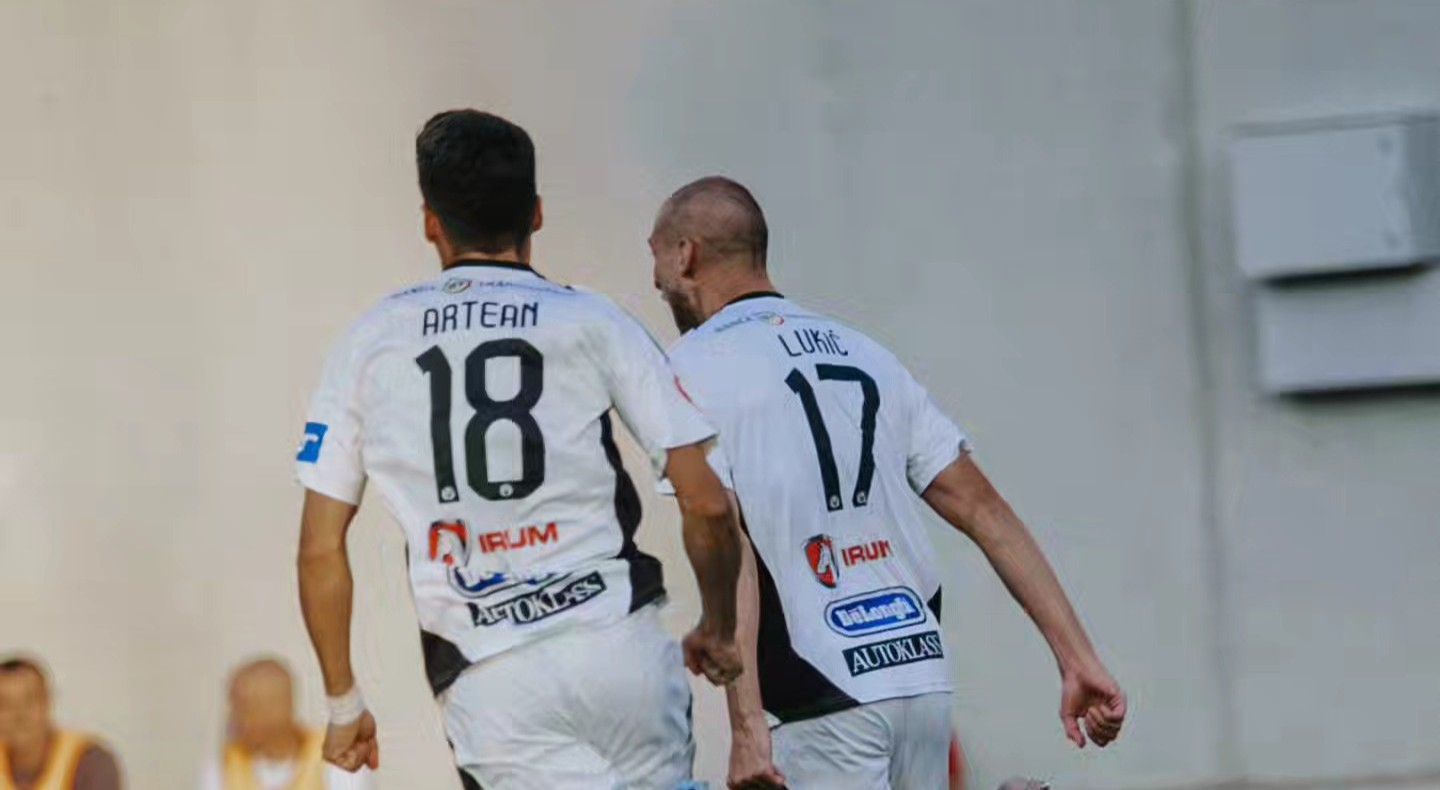 Lukic (numărul 17) a marcat primul gol al meciului de la Sibiu | Foto: FC Universitatea Cluj Facebook