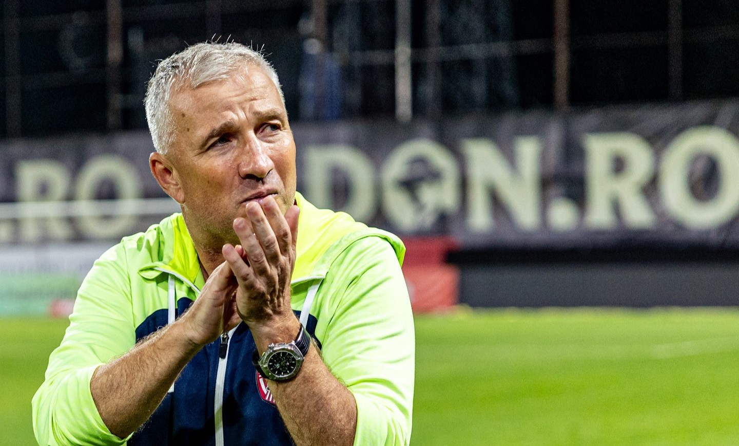 Dan Petrescu este cel mai titrat antrenor din istoria CFR-ului | Foto: CFR 1907 Cluj Facebook