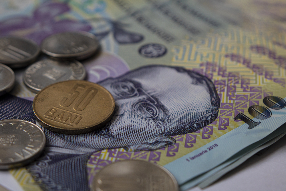 Indemnizațiile părinților aflați în concediu parental sau de acomodare, vor scădea cu 10% |Foto: Depositphotos.com